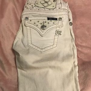 Miss Me White Bermuda shorts